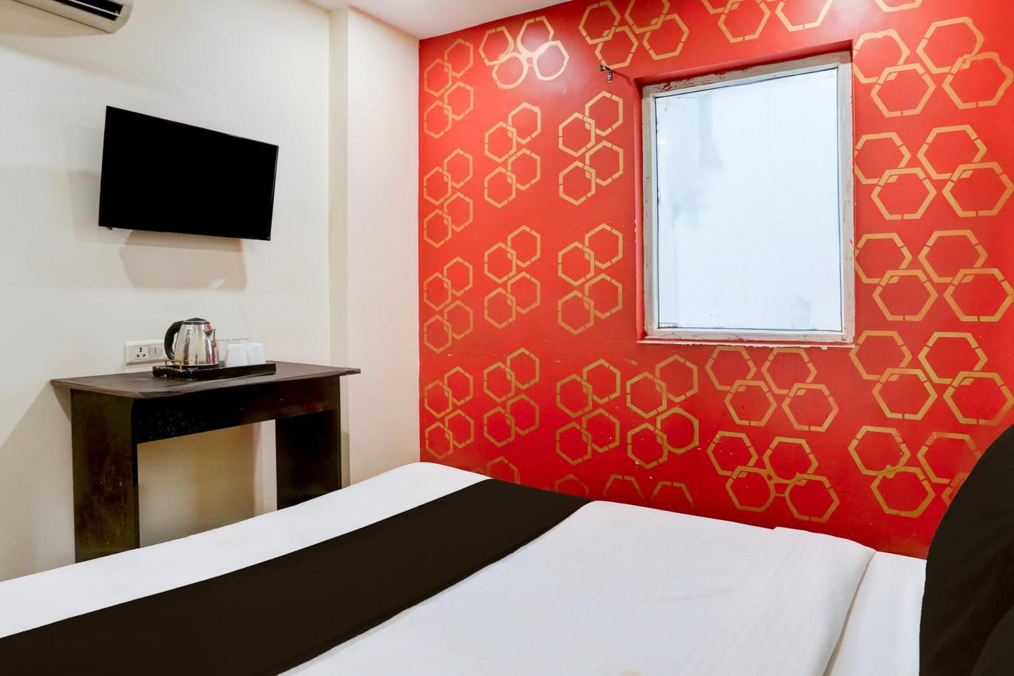 Super Hotel O S J Residency Dillí Exteriér fotografie